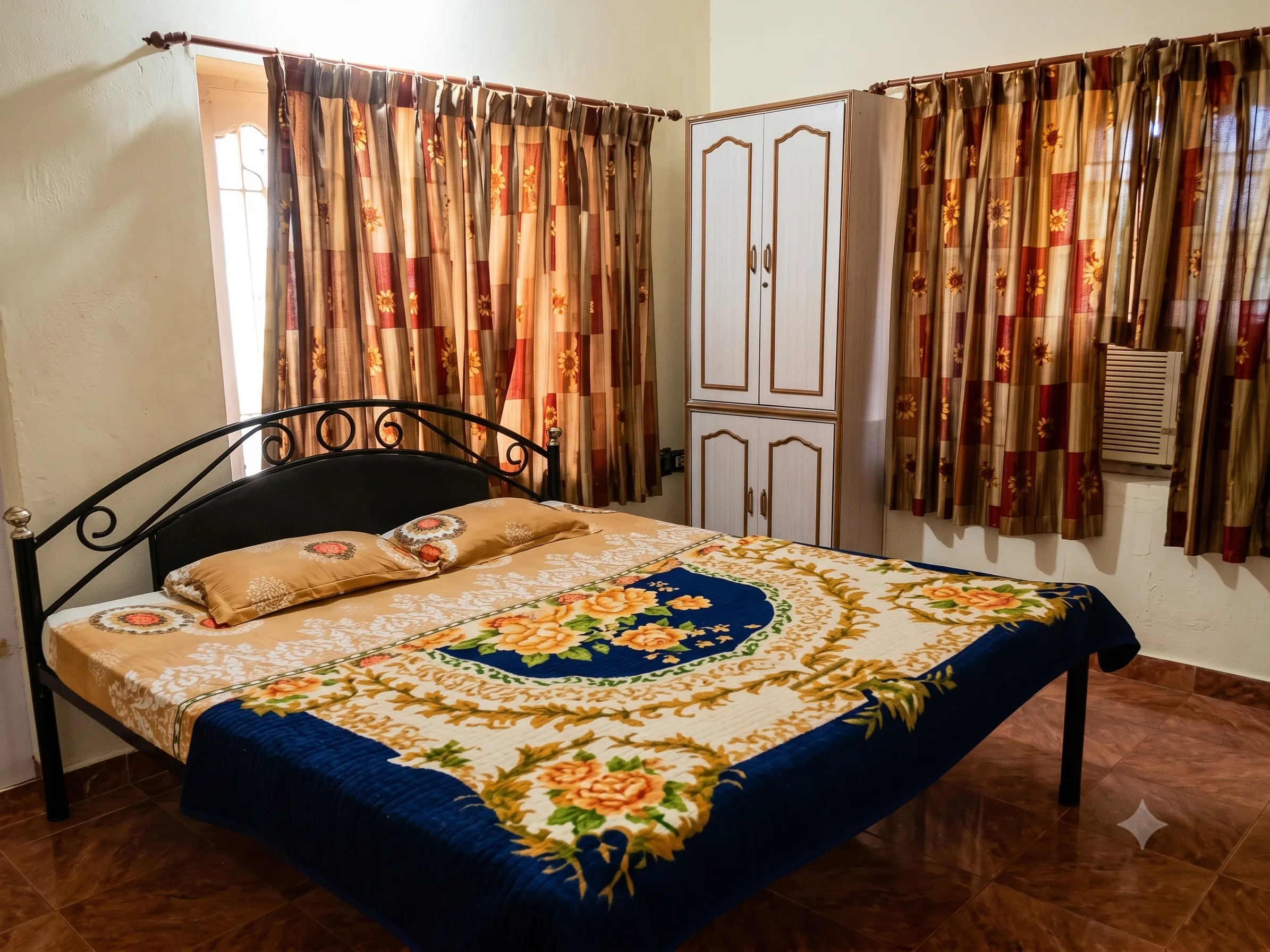 Corner Light Room at Chandrika Guest House